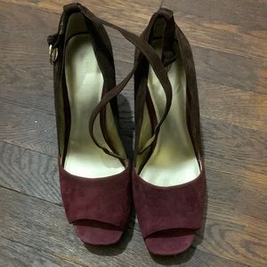 Nine West suede wedges size 9